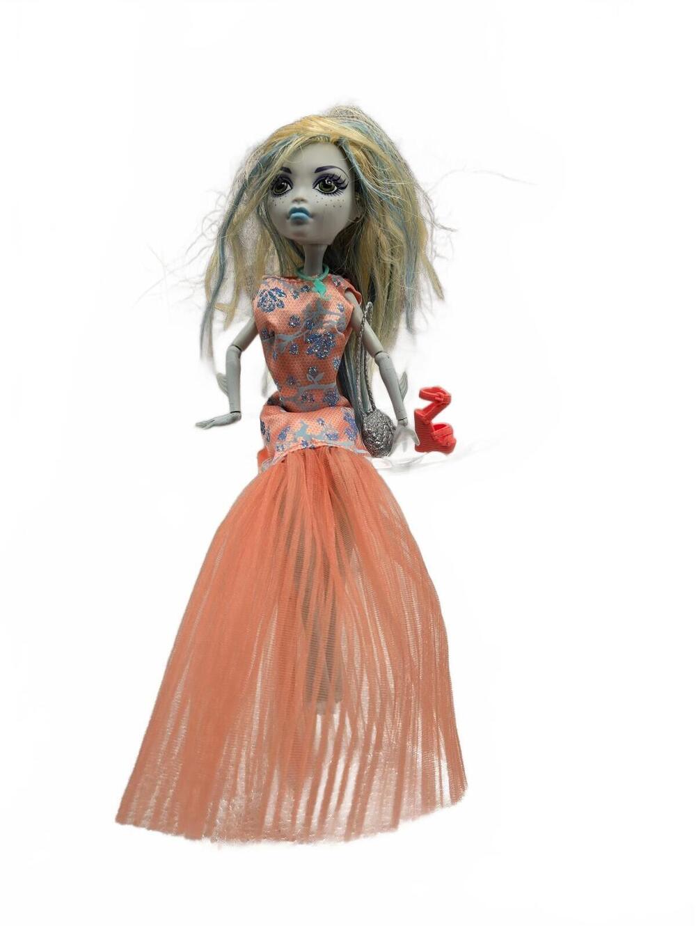 Monster High Lagoona Blue Doll in Peach Dress with Tulle Skirt
